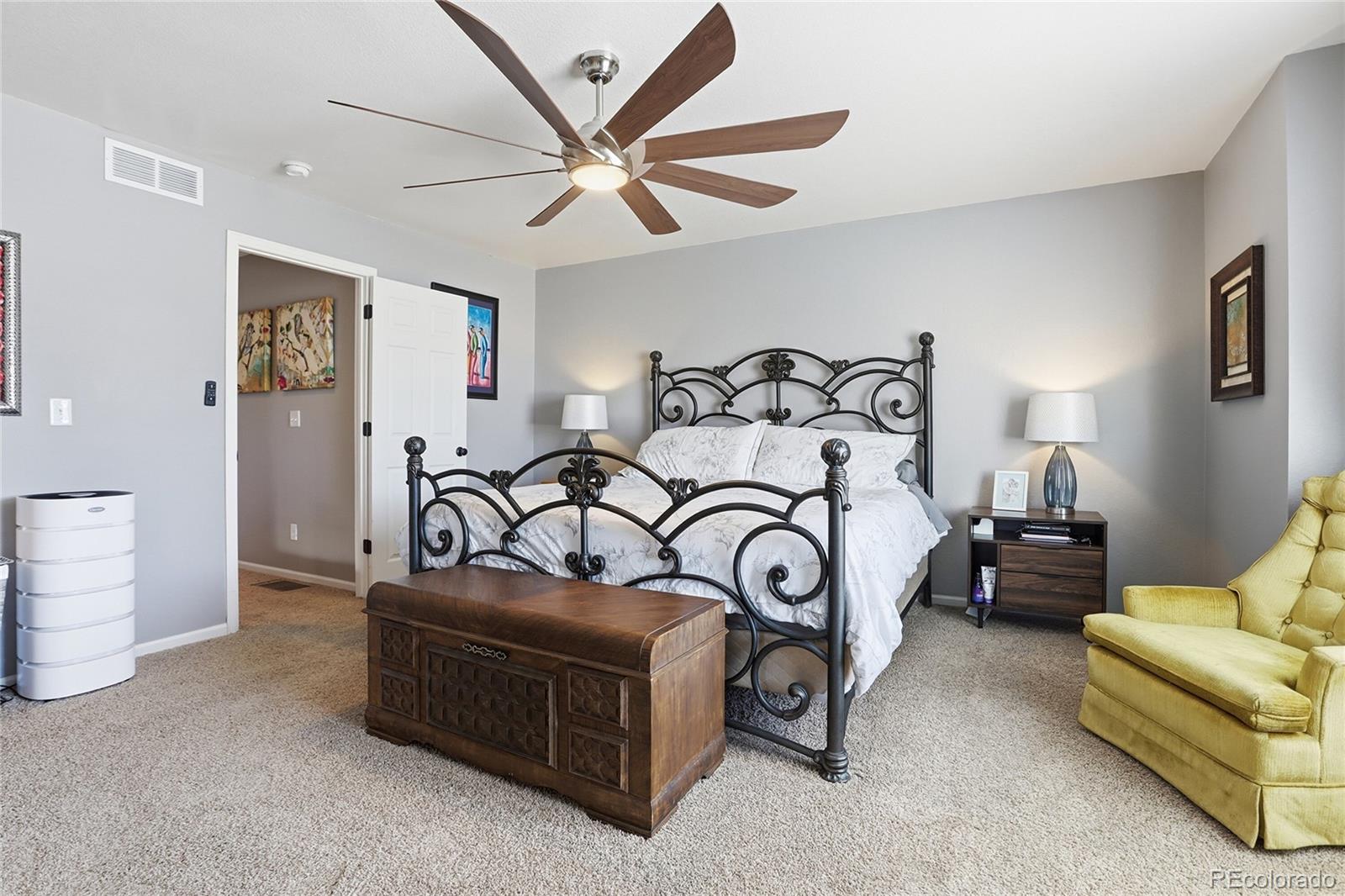 MLS Image #24 for 5548  killarney court,denver, Colorado