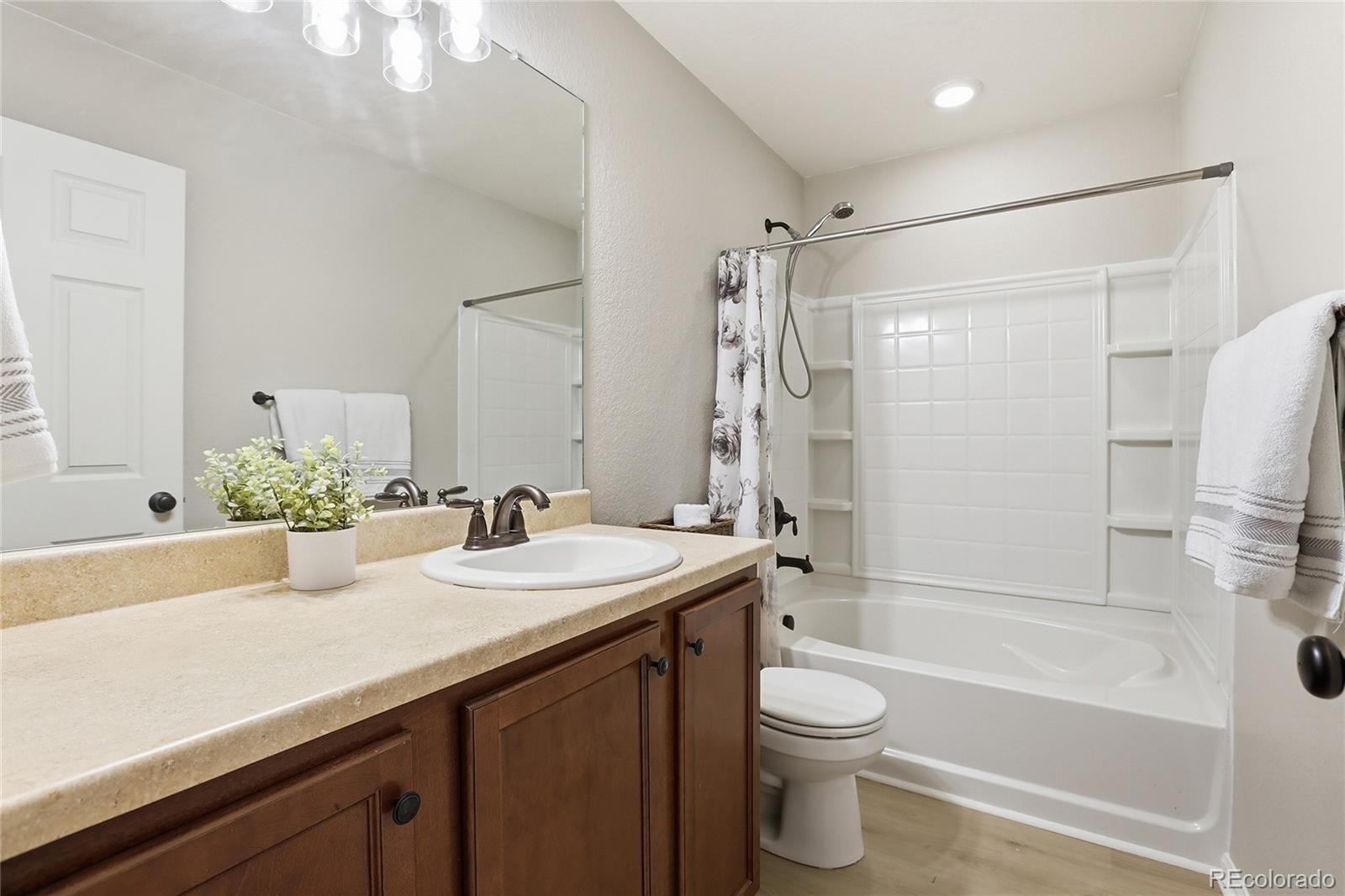 MLS Image #31 for 5548  killarney court,denver, Colorado