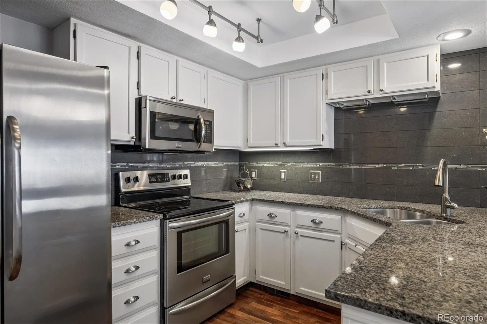 MLS Image #7 for 2685 s dayton way,denver, Colorado