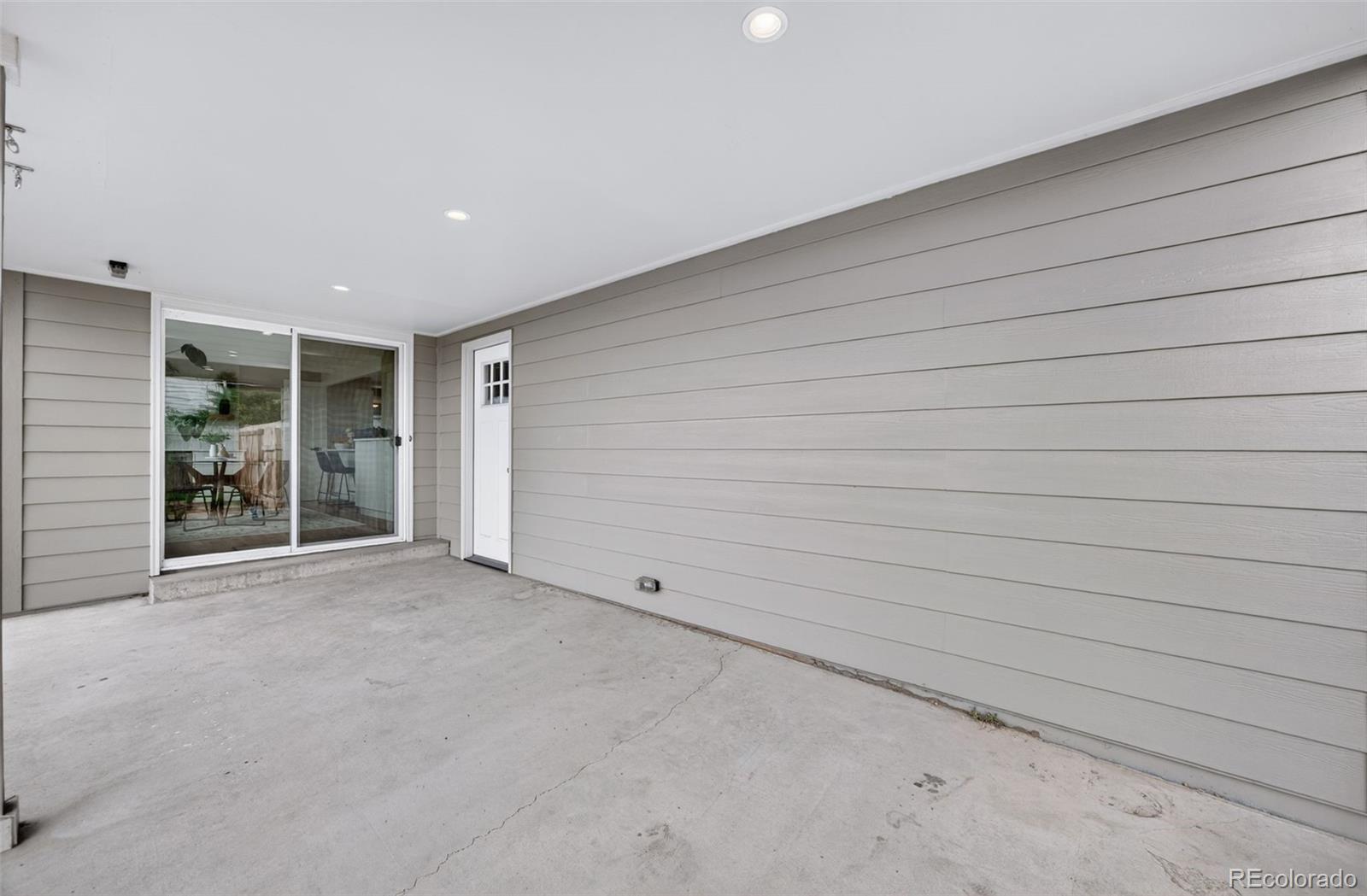 MLS Image #25 for 3075 s holly place,denver, Colorado