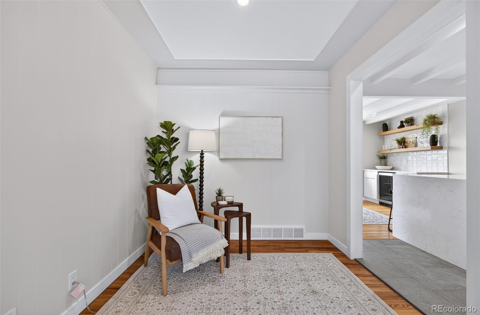 MLS Image #3 for 3075 s holly place,denver, Colorado