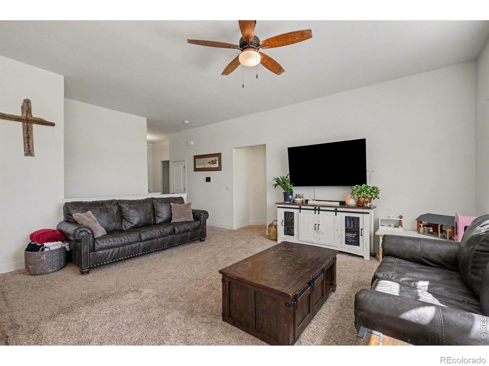 MLS Image #3 for 915  barasingha street,severance, Colorado
