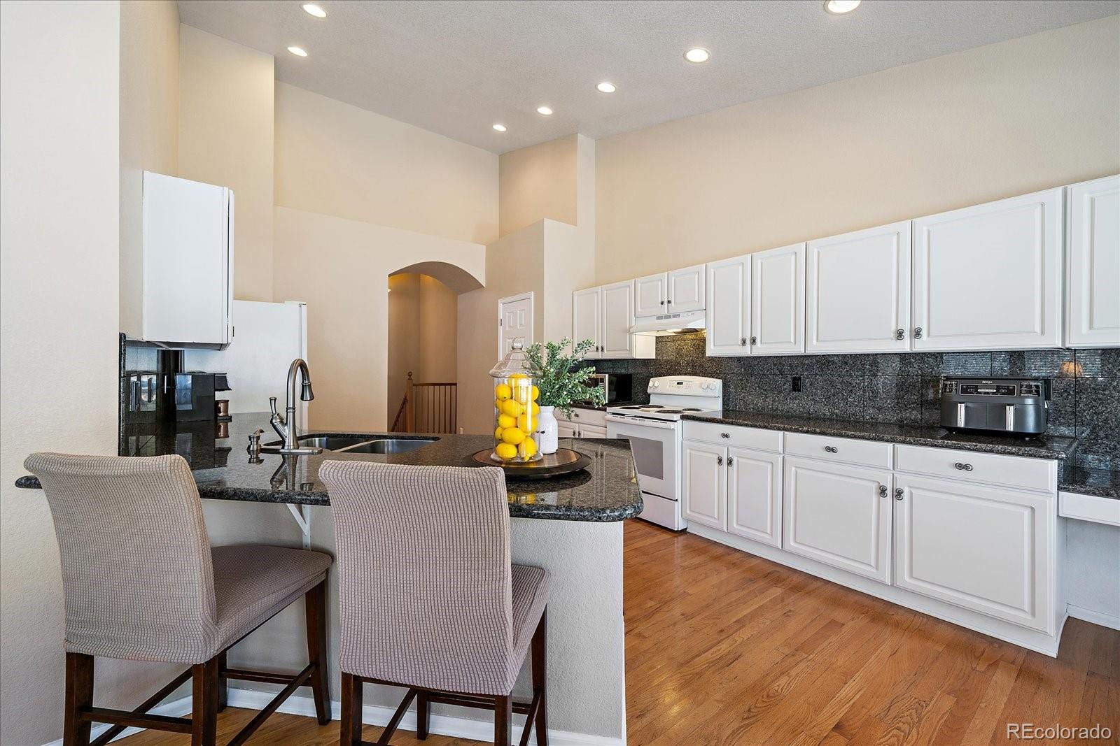 MLS Image #13 for 6148 s killarney drive,centennial, Colorado