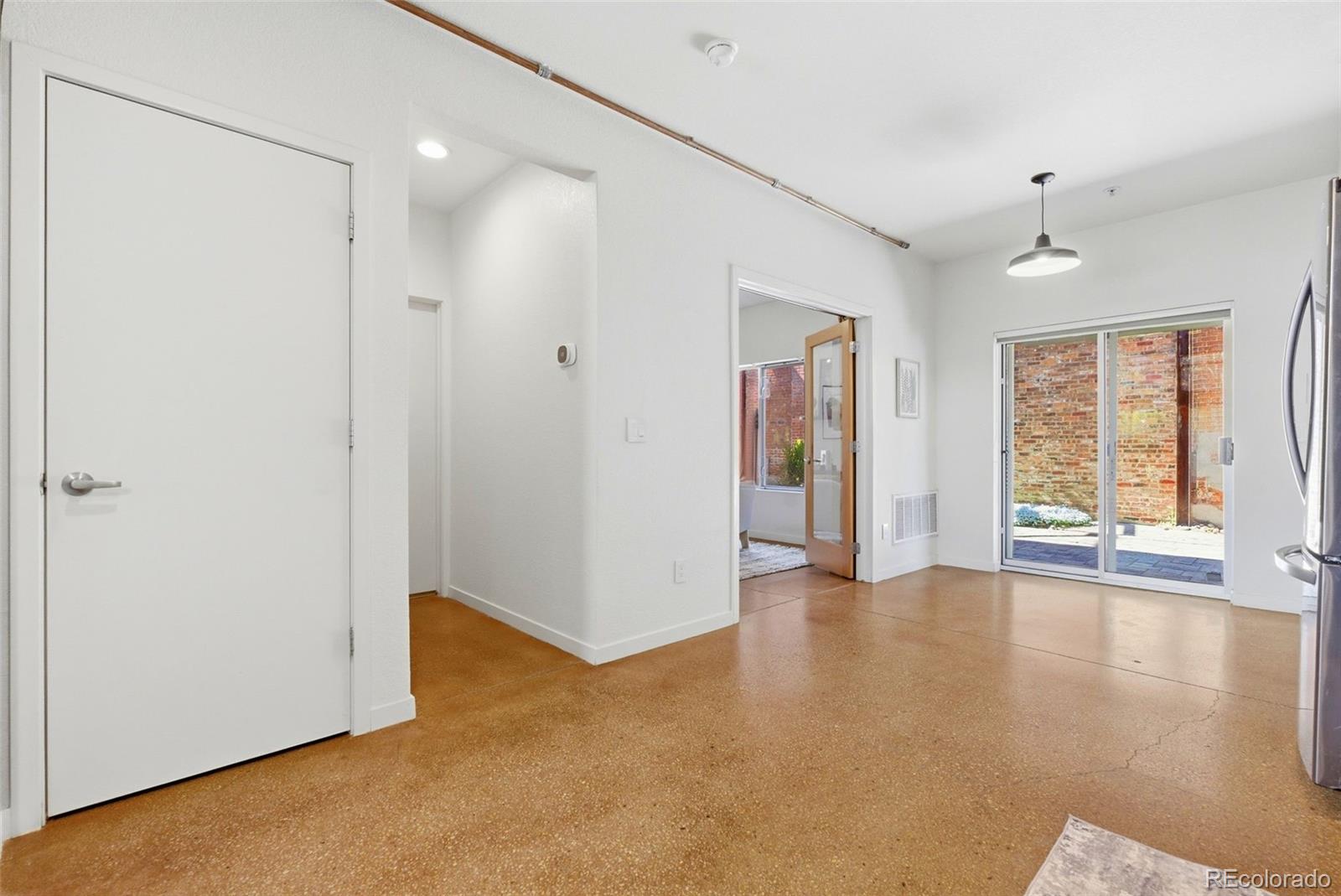 MLS Image #10 for 3033  blake street,denver, Colorado
