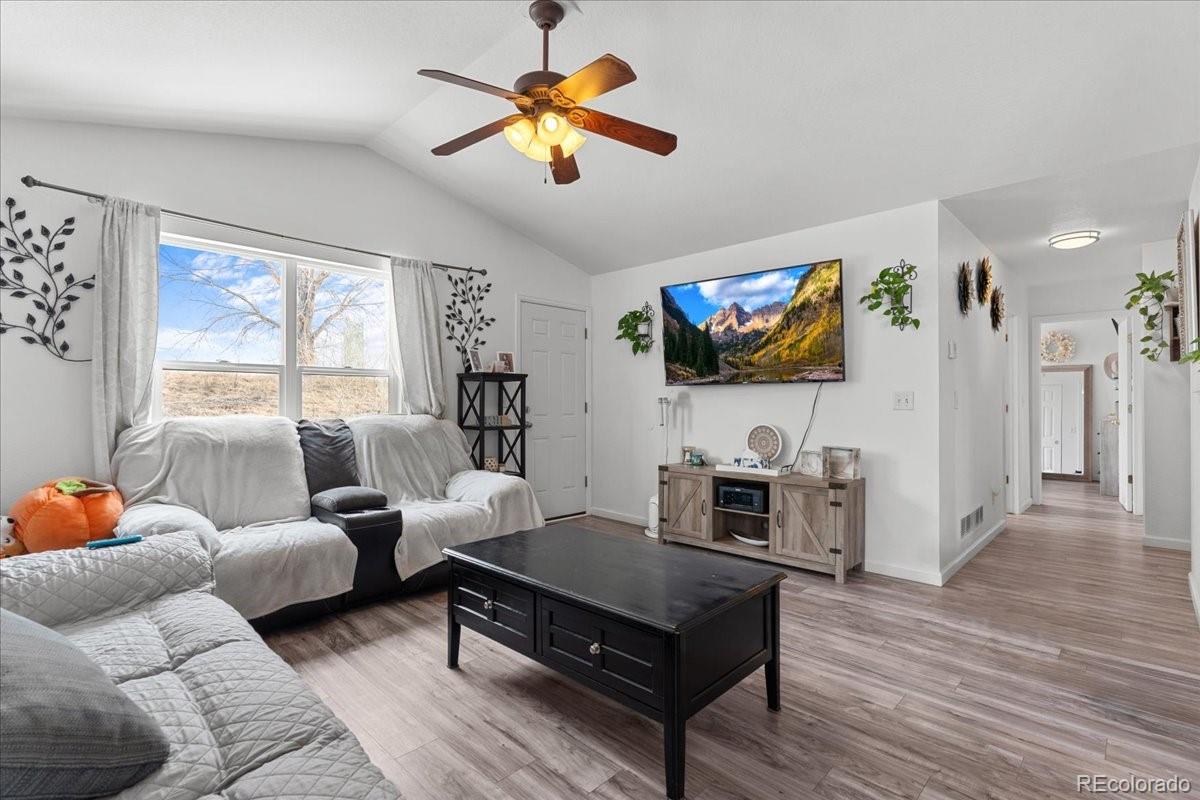 MLS Image #11 for 832  thornhill place,fort collins, Colorado