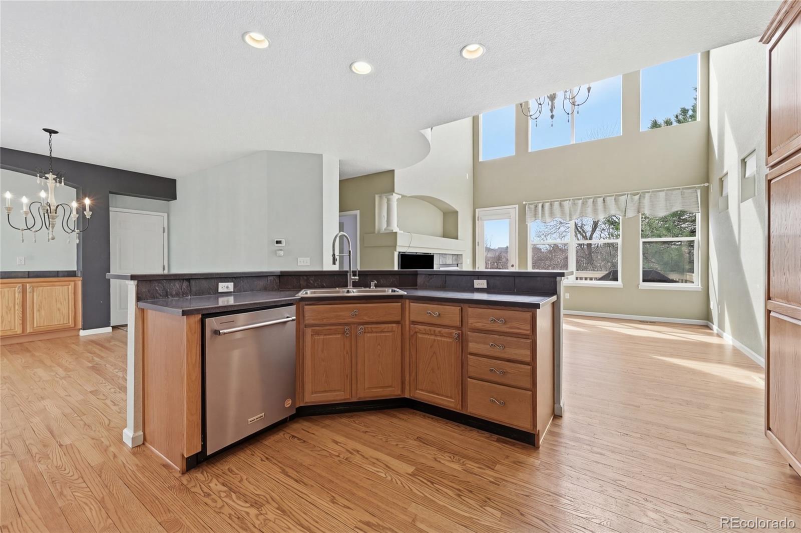 MLS Image #11 for 13344 w 86th drive,arvada, Colorado