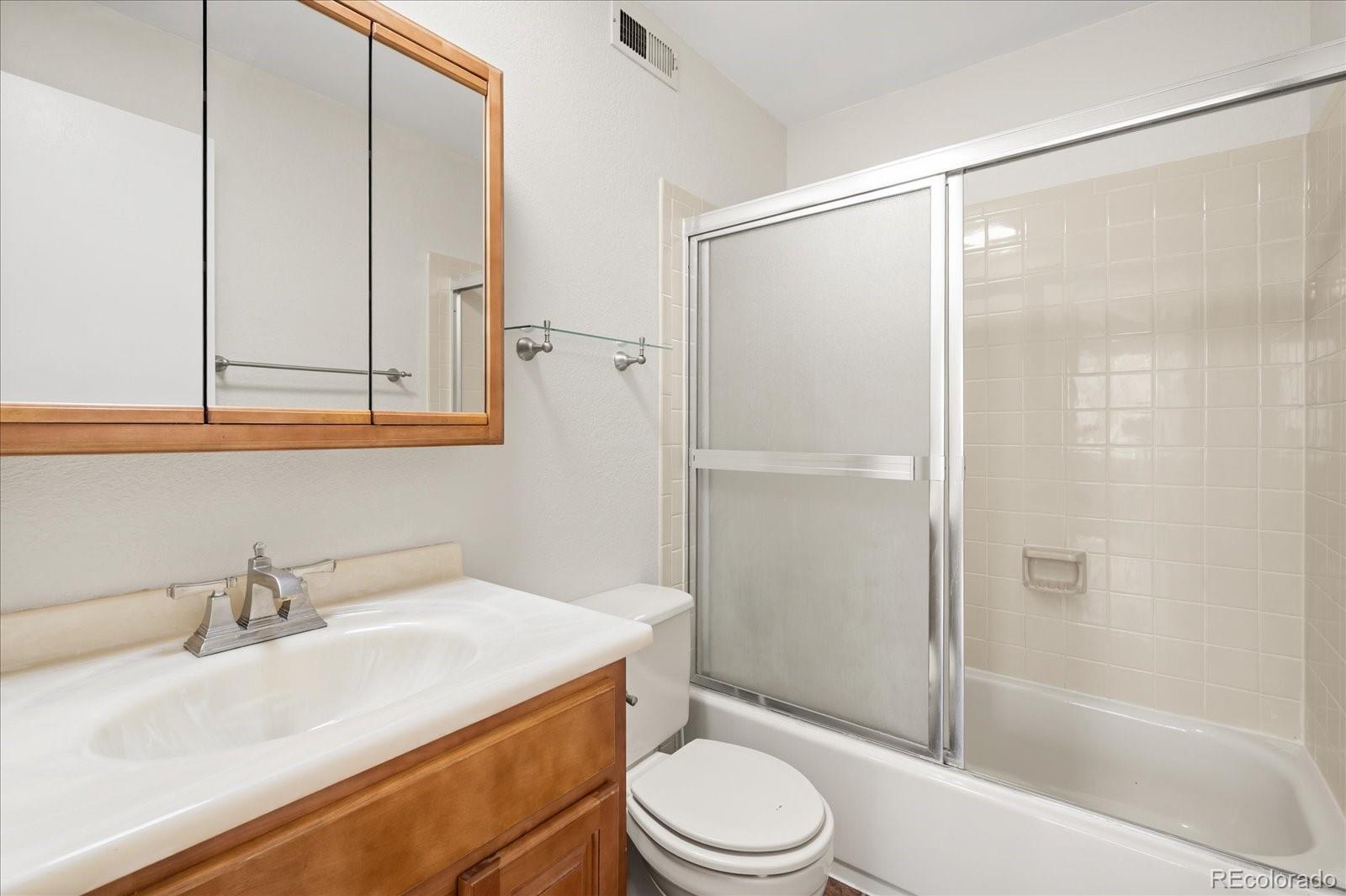 MLS Image #8 for 281 s zinnia way,denver, Colorado