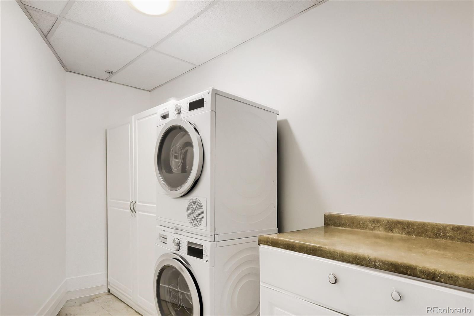 MLS Image #14 for 2001  lincoln street 710,denver, Colorado