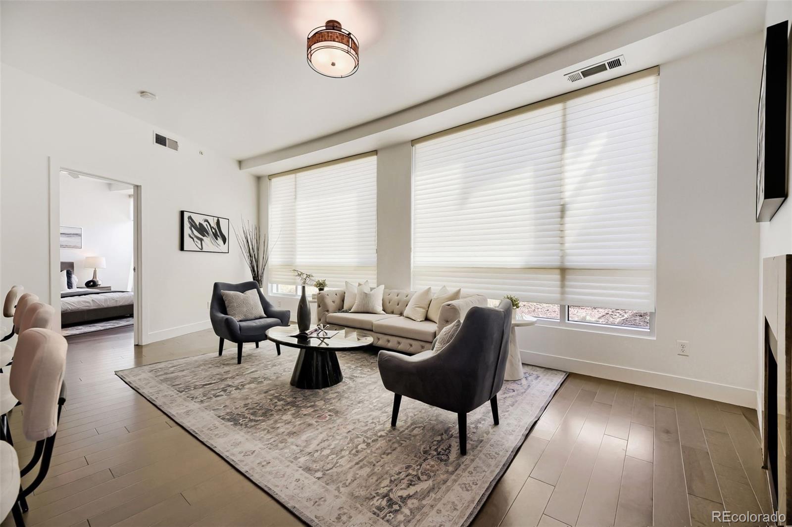 MLS Image #15 for 2001  lincoln street 710,denver, Colorado
