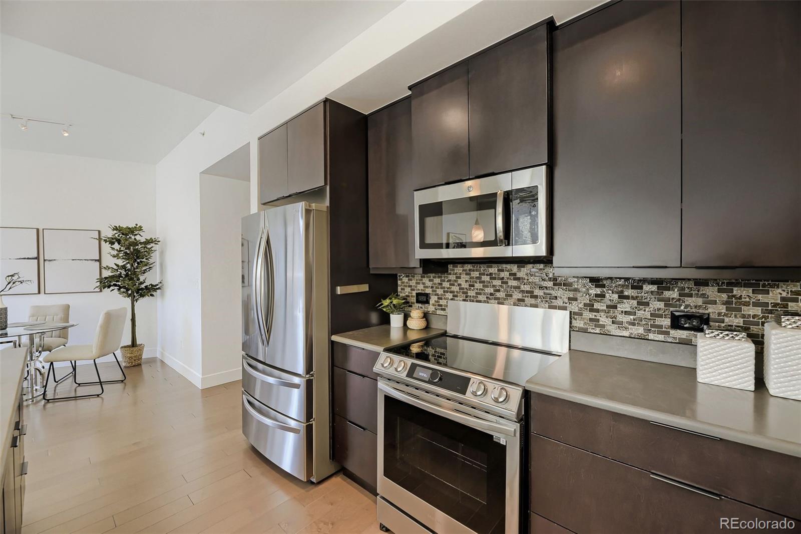 MLS Image #7 for 2001  lincoln street 710,denver, Colorado