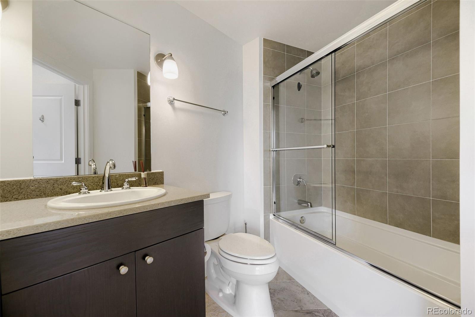 MLS Image #9 for 2001  lincoln street 710,denver, Colorado