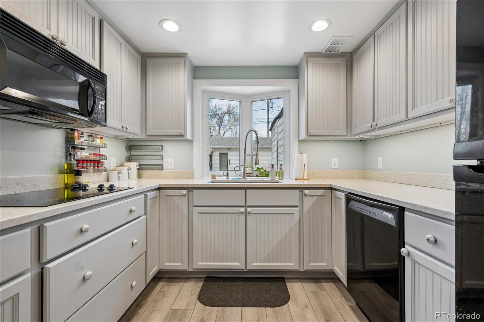 MLS Image #15 for 1819 s madison street,denver, Colorado