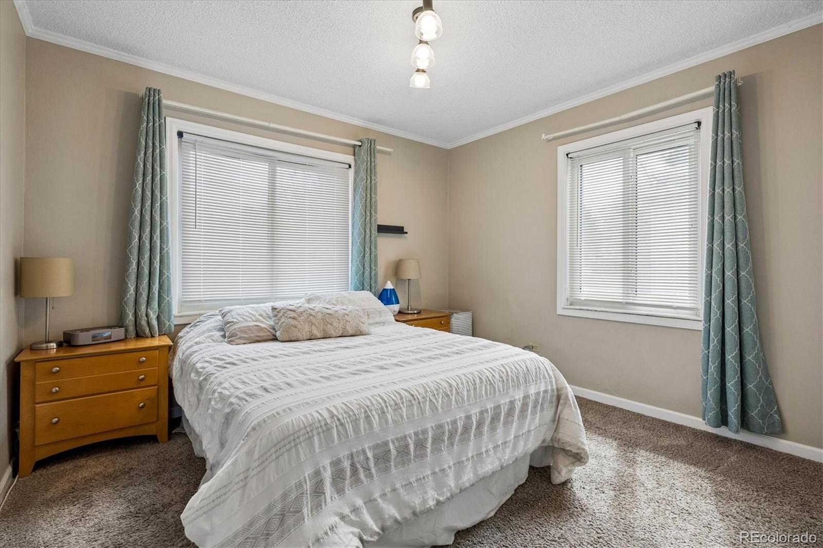 MLS Image #17 for 1819 s madison street,denver, Colorado