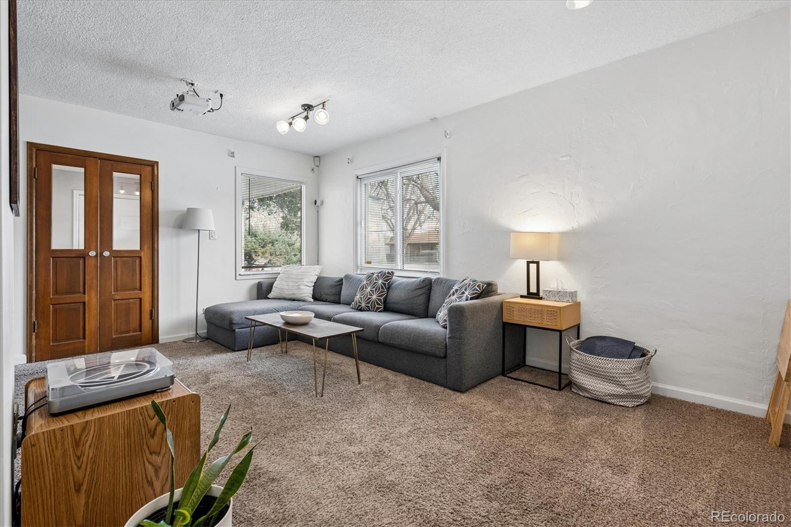 MLS Image #5 for 1819 s madison street,denver, Colorado