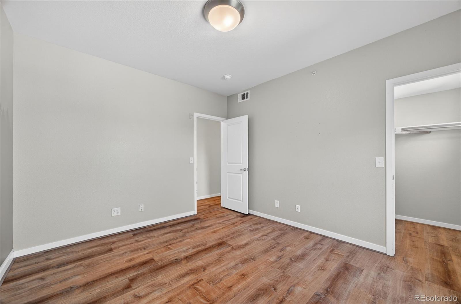 MLS Image #12 for 2389 s high street,denver, Colorado