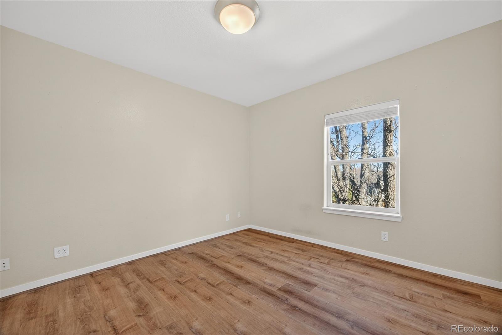 MLS Image #17 for 2389 s high street,denver, Colorado