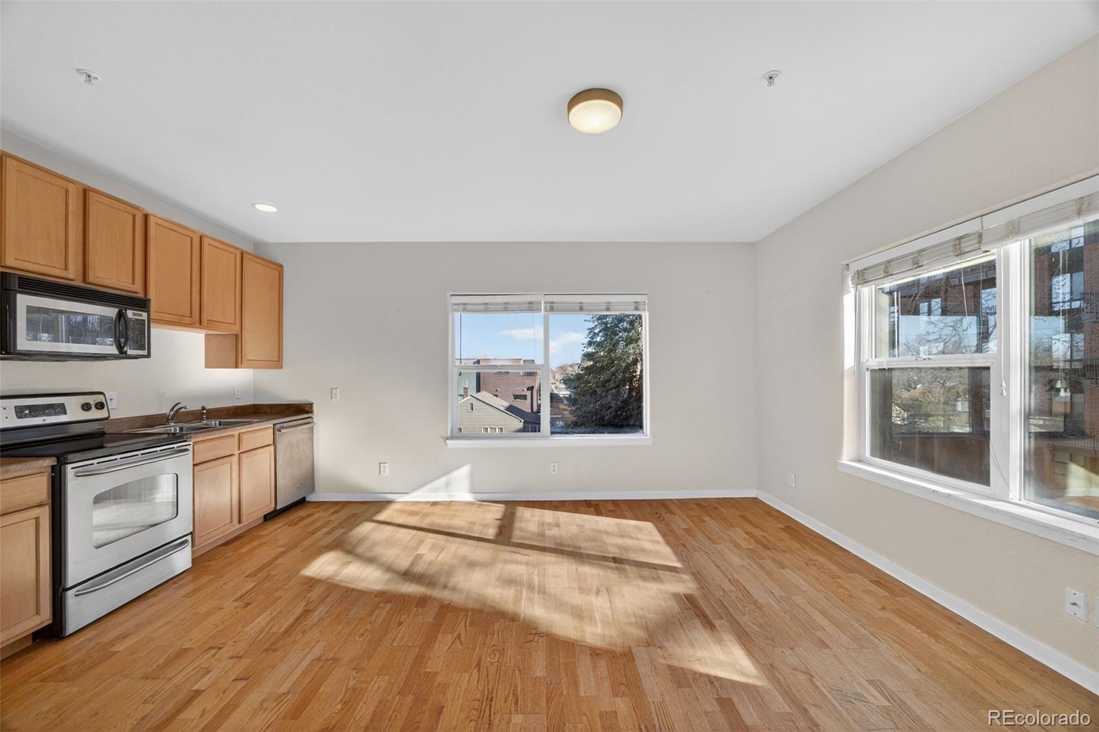 MLS Image #8 for 2389 s high street,denver, Colorado
