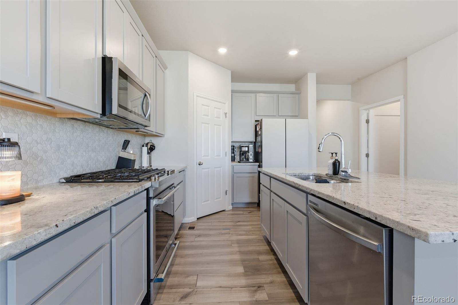 MLS Image #10 for 574  lost lake street,brighton, Colorado