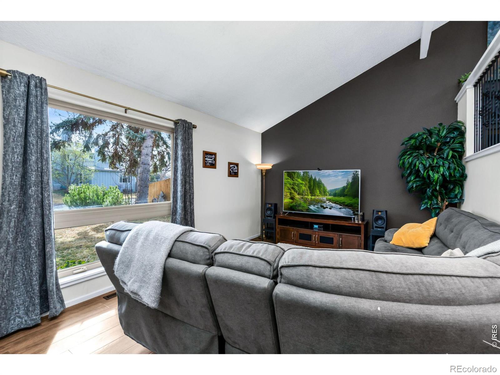 MLS Image #4 for 2331  flora drive,loveland, Colorado