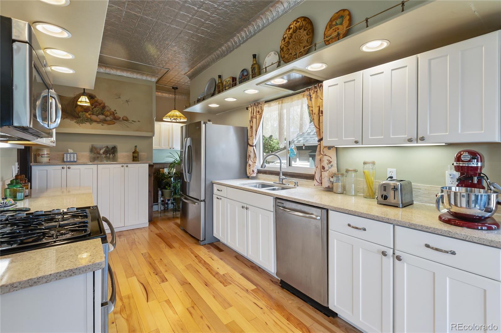 MLS Image #17 for 410  lee avenue,victor, Colorado