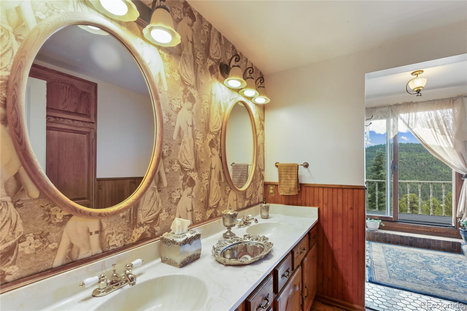 MLS Image #19 for 410  lee avenue,victor, Colorado