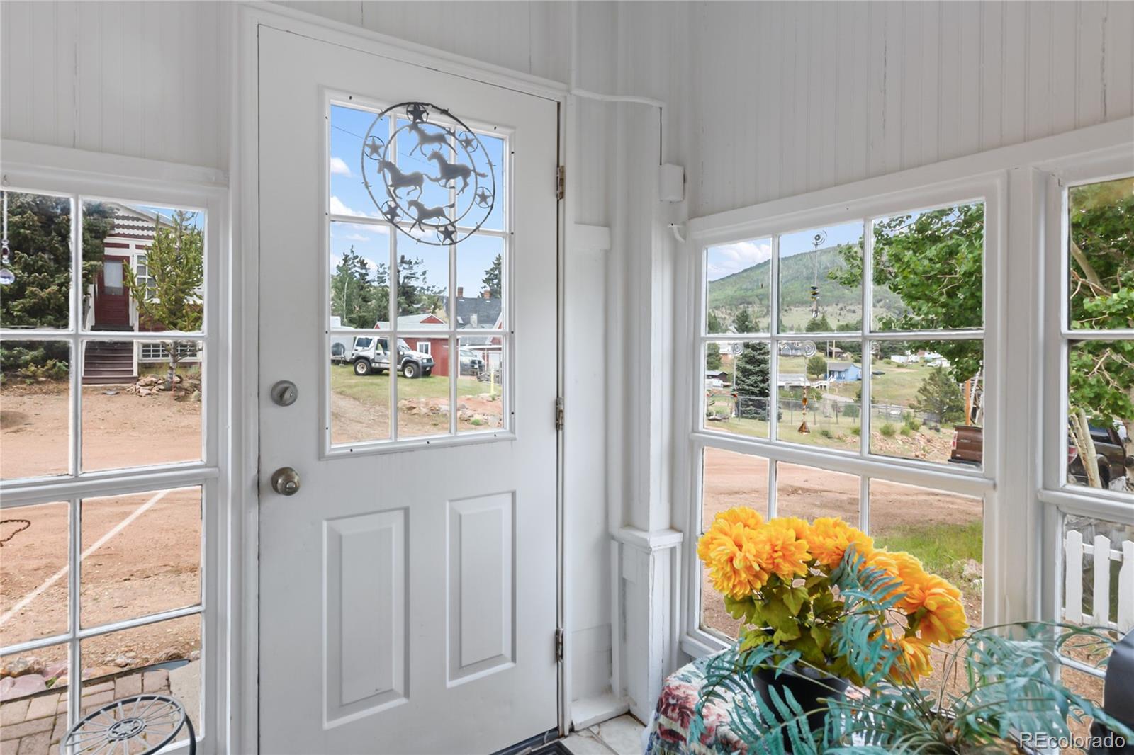 MLS Image #6 for 410  lee avenue,victor, Colorado