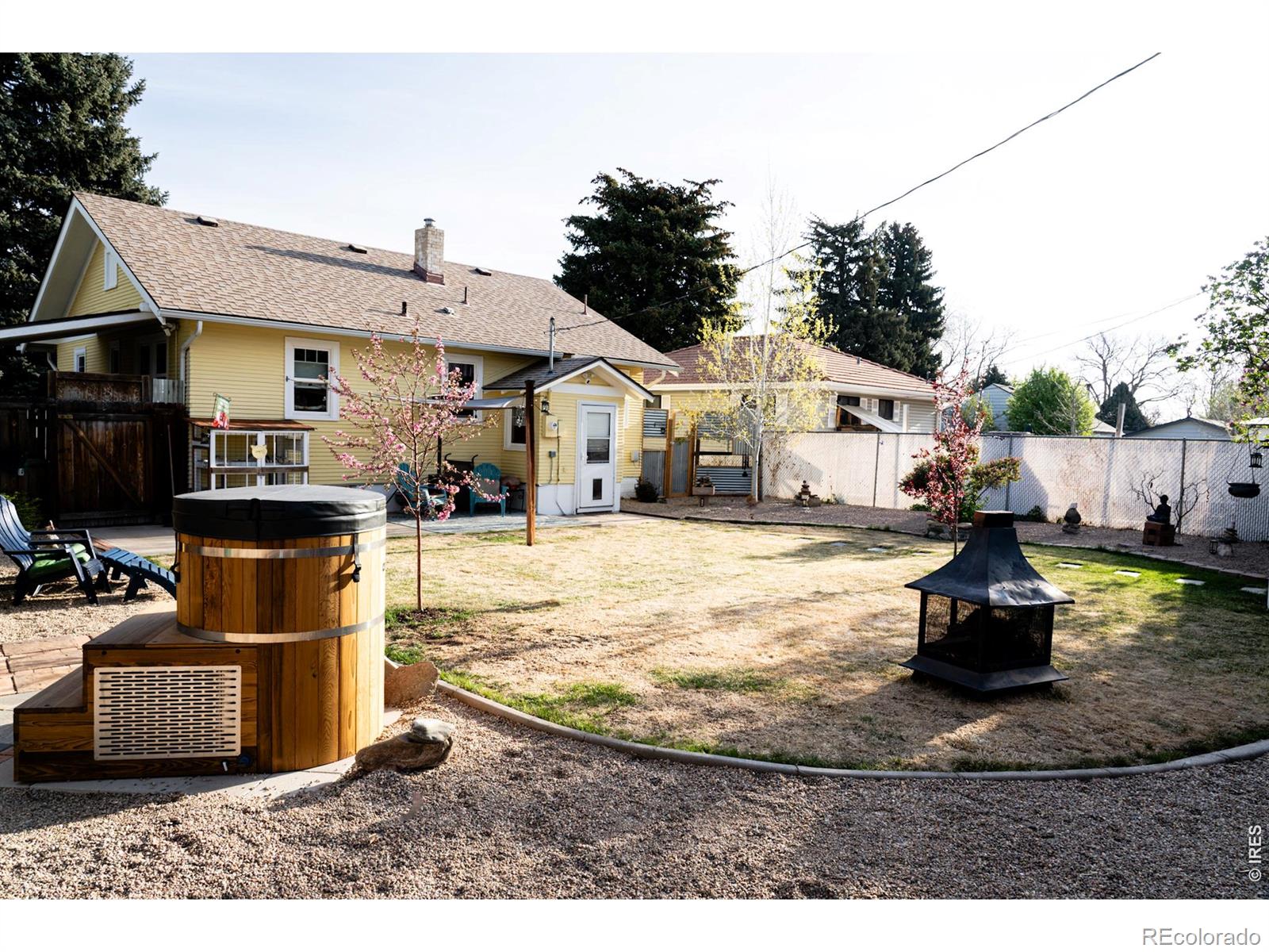 MLS Image #13 for 904  charlotte street,johnstown, Colorado
