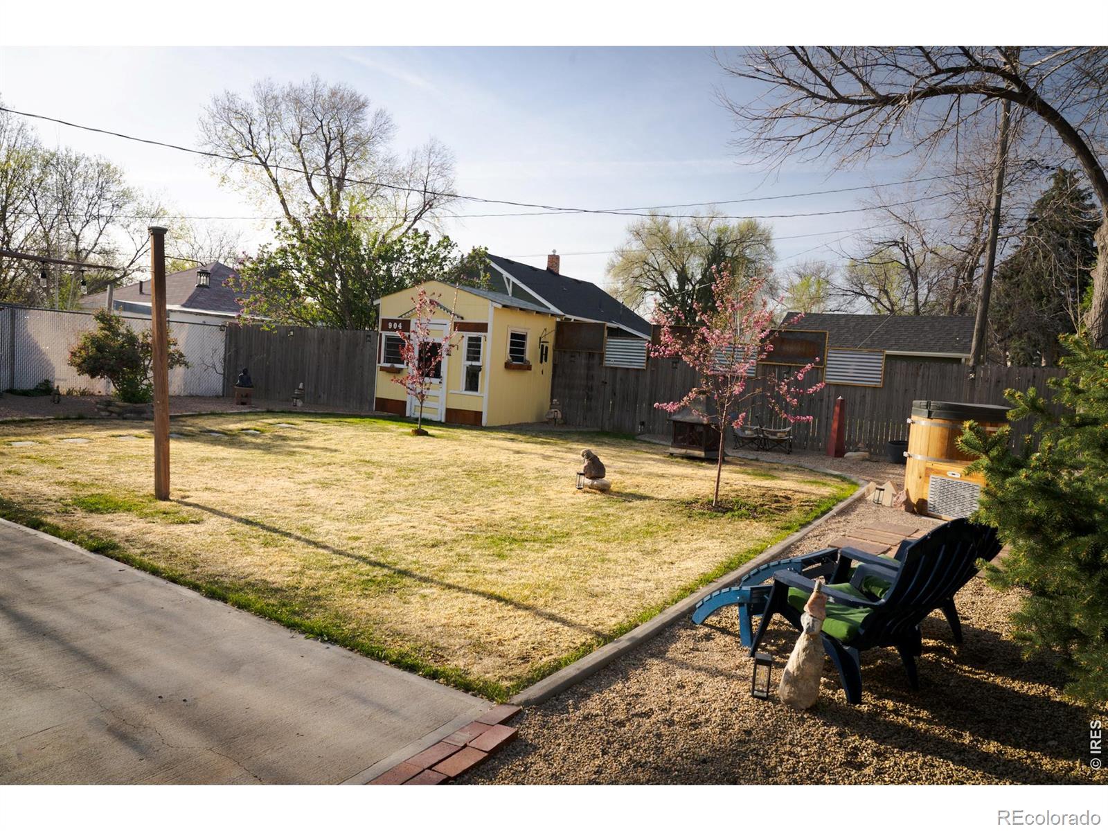 MLS Image #15 for 904  charlotte street,johnstown, Colorado