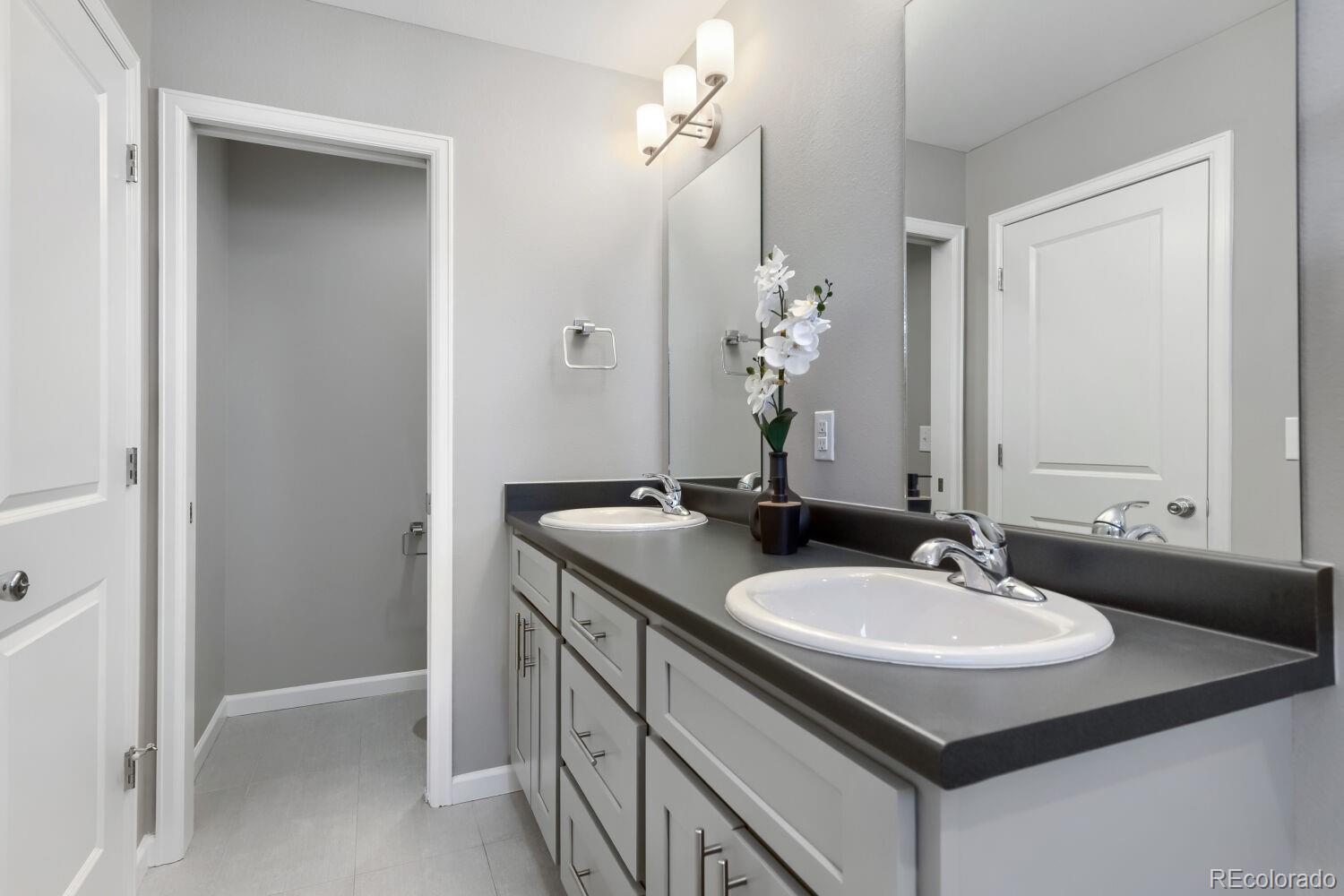 MLS Image #12 for 3007 s cherokee street,englewood, Colorado