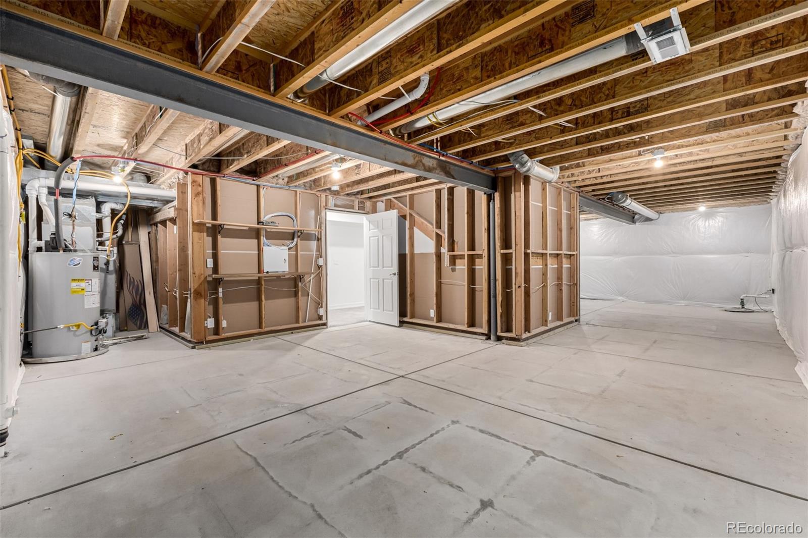MLS Image #32 for 20422 e 52nd avenue,denver, Colorado