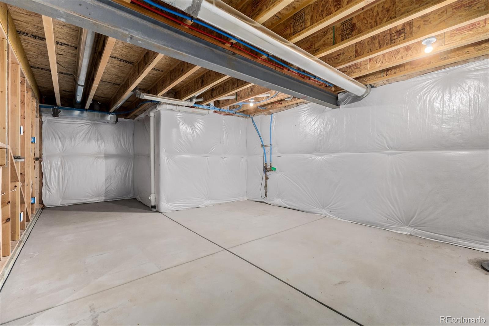 MLS Image #33 for 20422 e 52nd avenue,denver, Colorado