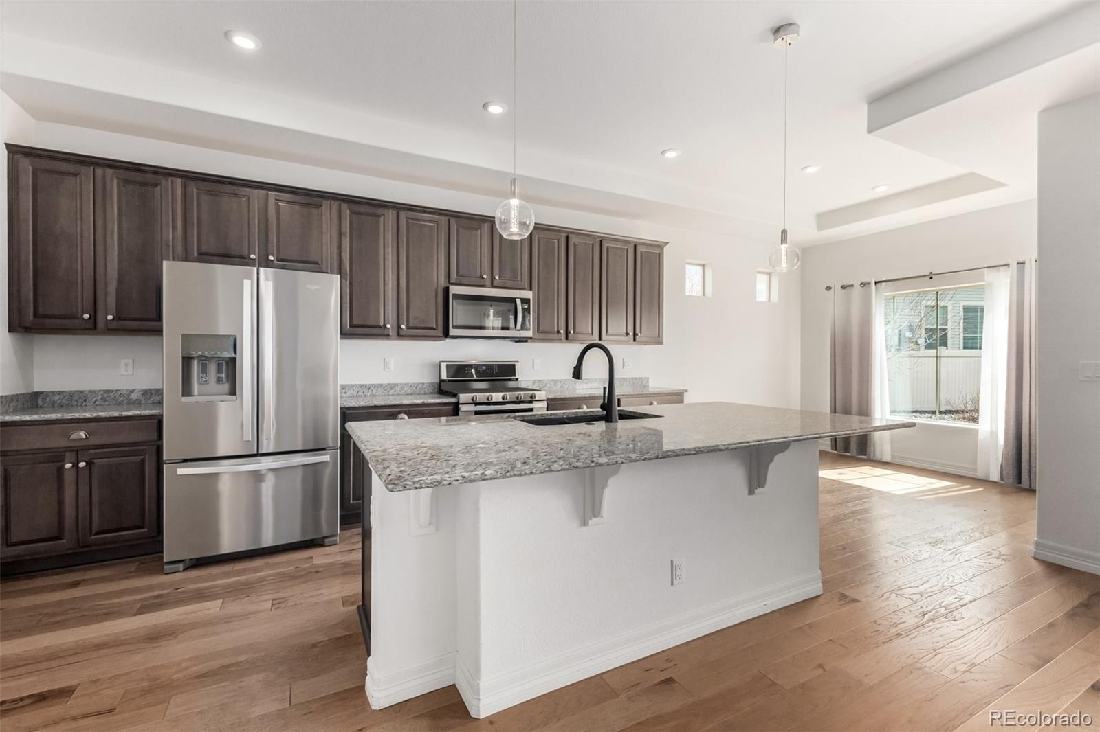 MLS Image #8 for 20422 e 52nd avenue,denver, Colorado
