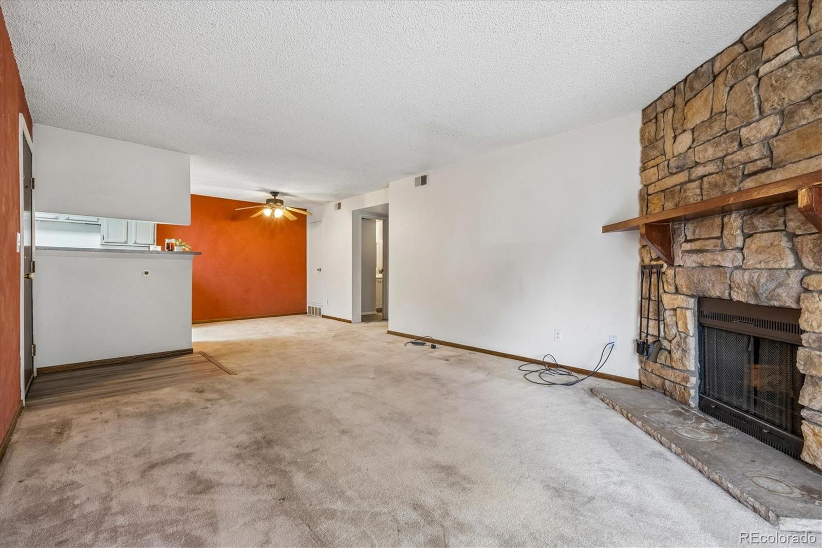 MLS Image #14 for 13250 e jewell avenue,aurora, Colorado