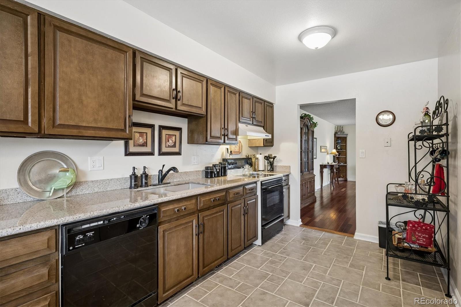 MLS Image #16 for 7335 w maple drive,lakewood, Colorado