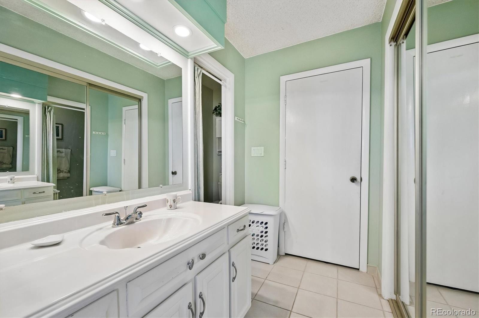 MLS Image #20 for 7335 w maple drive,lakewood, Colorado