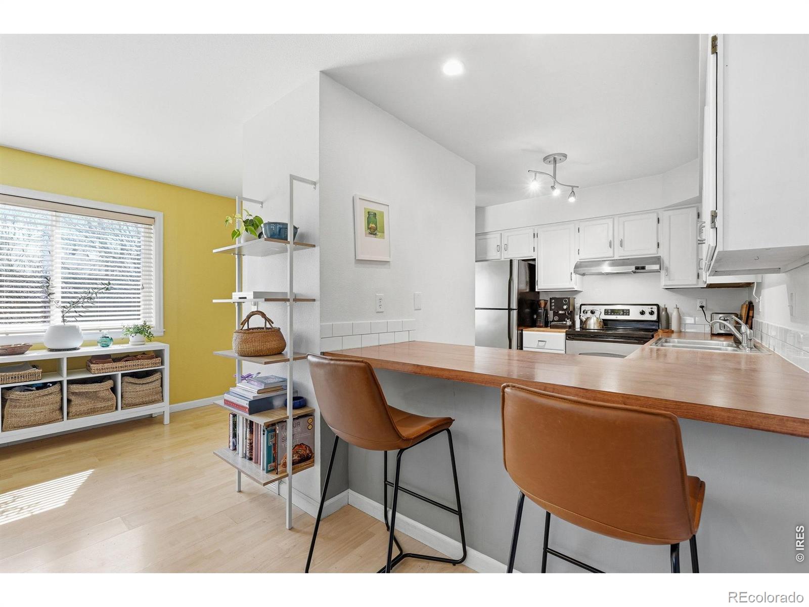 MLS Image #10 for 2936  eagle way,boulder, Colorado