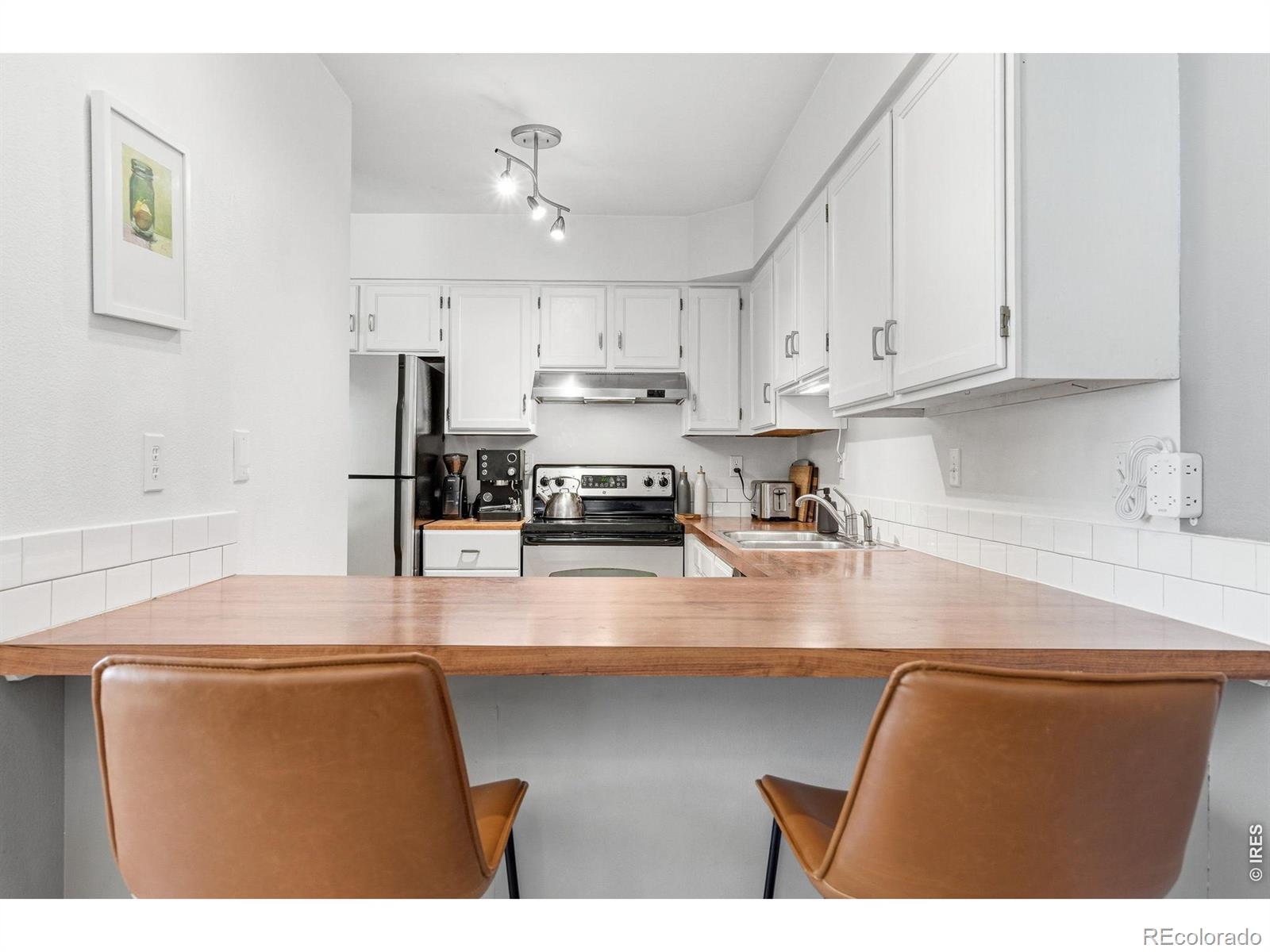 MLS Image #11 for 2936  eagle way,boulder, Colorado