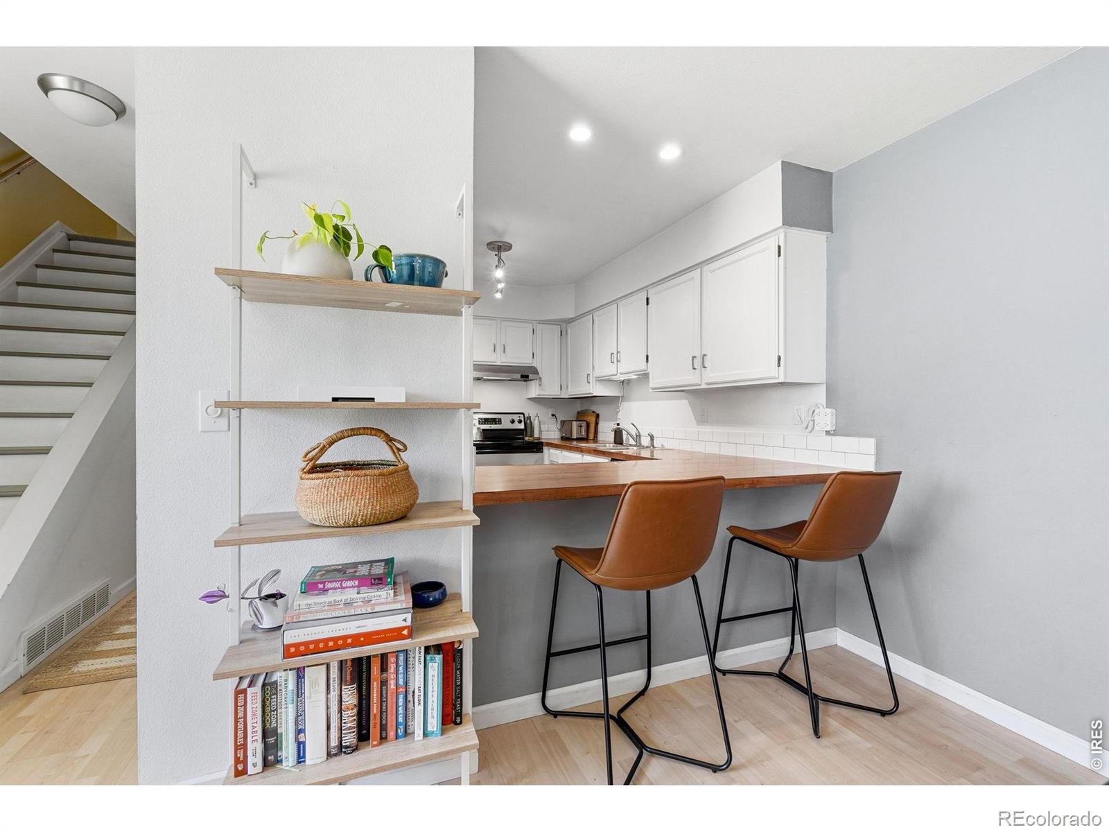MLS Image #12 for 2936  eagle way,boulder, Colorado