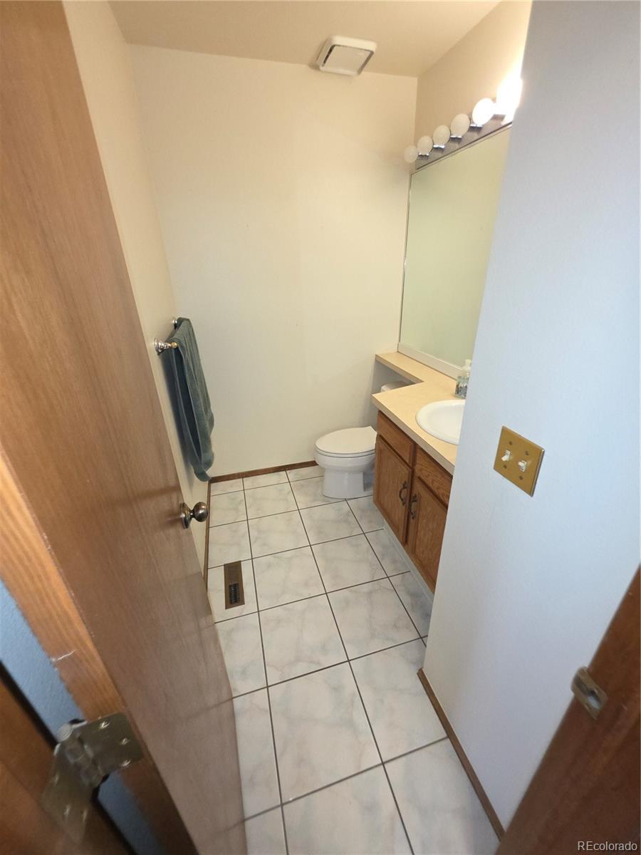 MLS Image #10 for 2880 w long circle b,littleton, Colorado