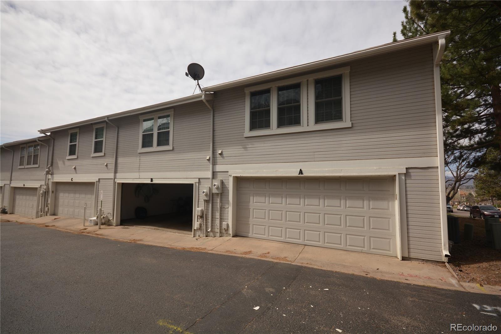 MLS Image #4 for 2880 w long circle b,littleton, Colorado