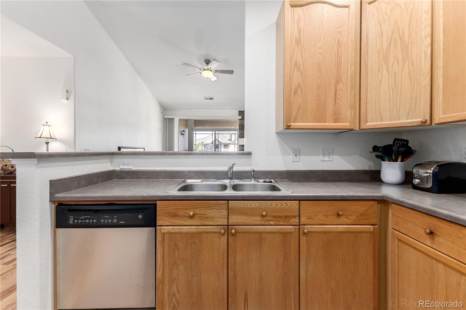 MLS Image #10 for 8497 s hoyt way 304,littleton, Colorado