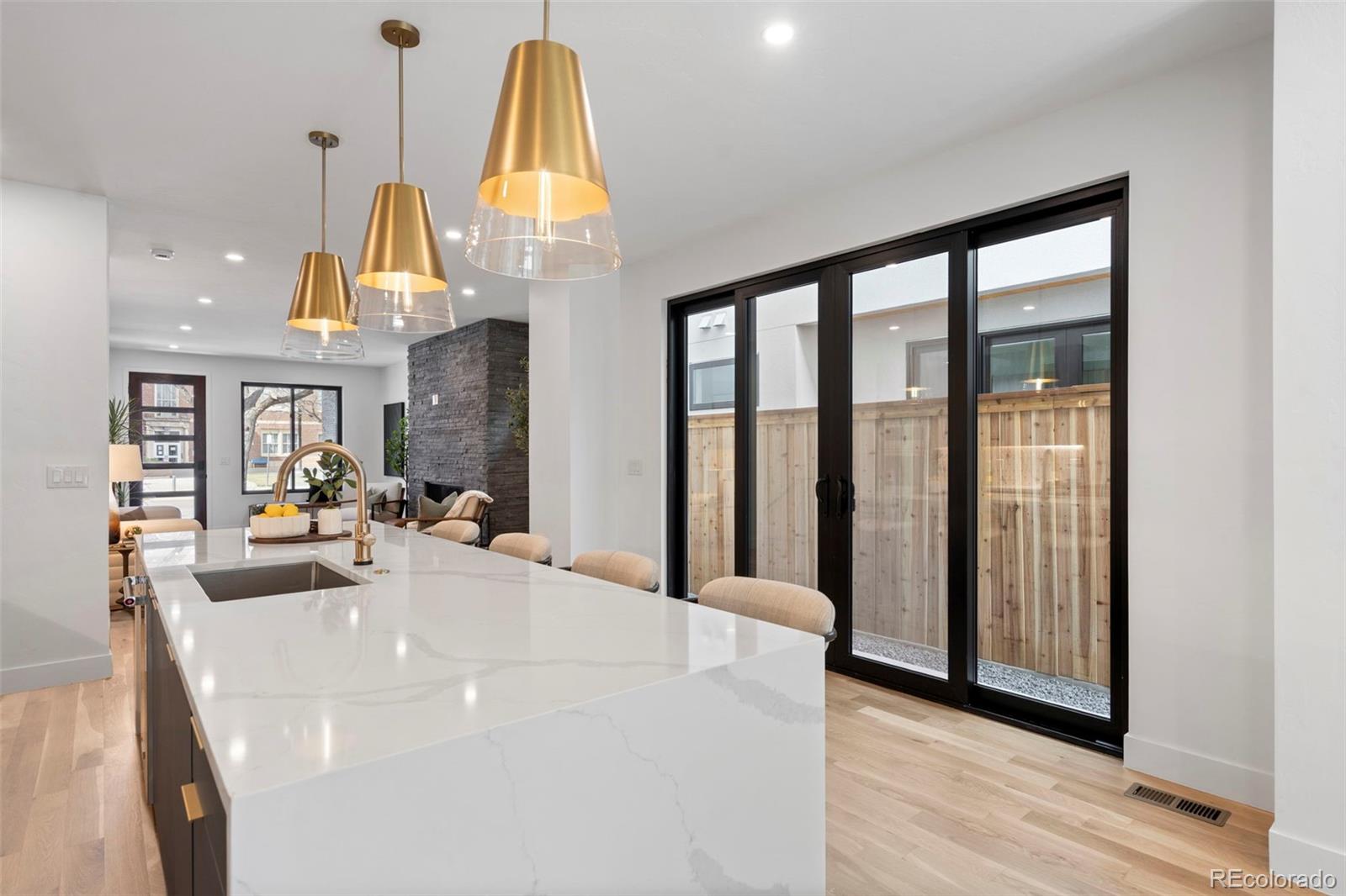 MLS Image #10 for 3240 n franklin street,denver, Colorado