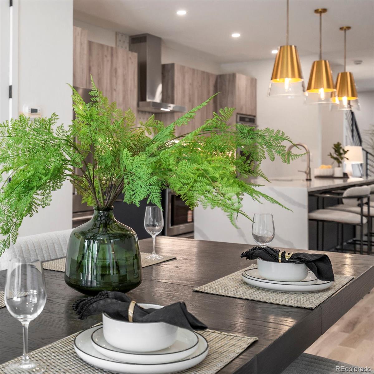 MLS Image #14 for 3240 n franklin street,denver, Colorado