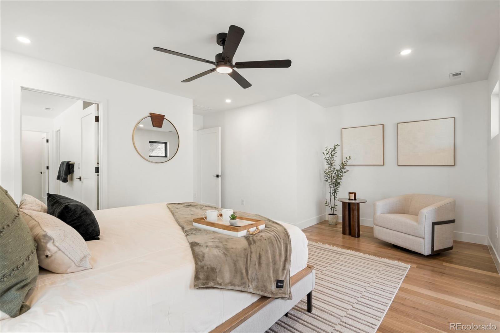MLS Image #18 for 3240 n franklin street,denver, Colorado
