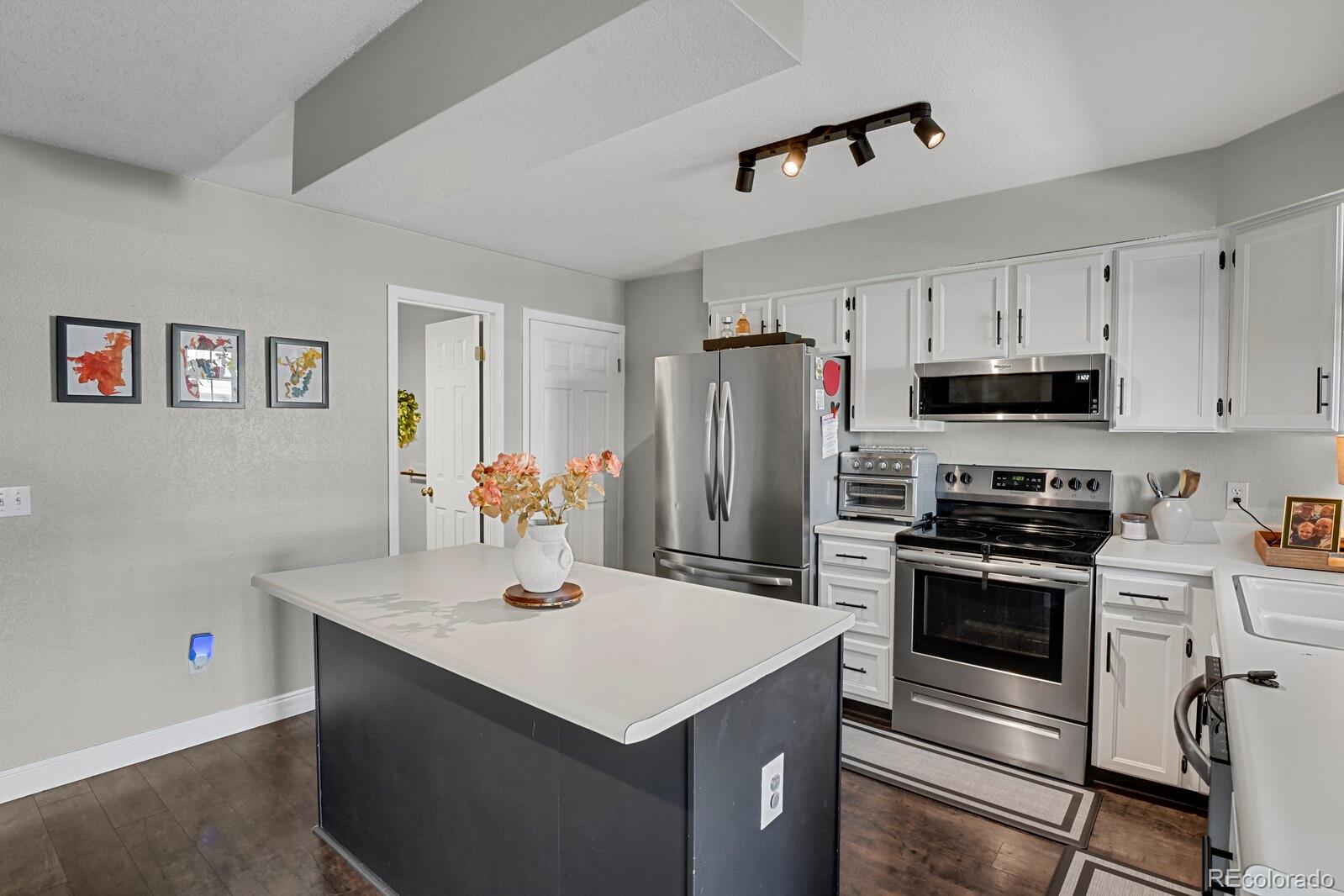 MLS Image #15 for 20012  briarwood court,parker, Colorado