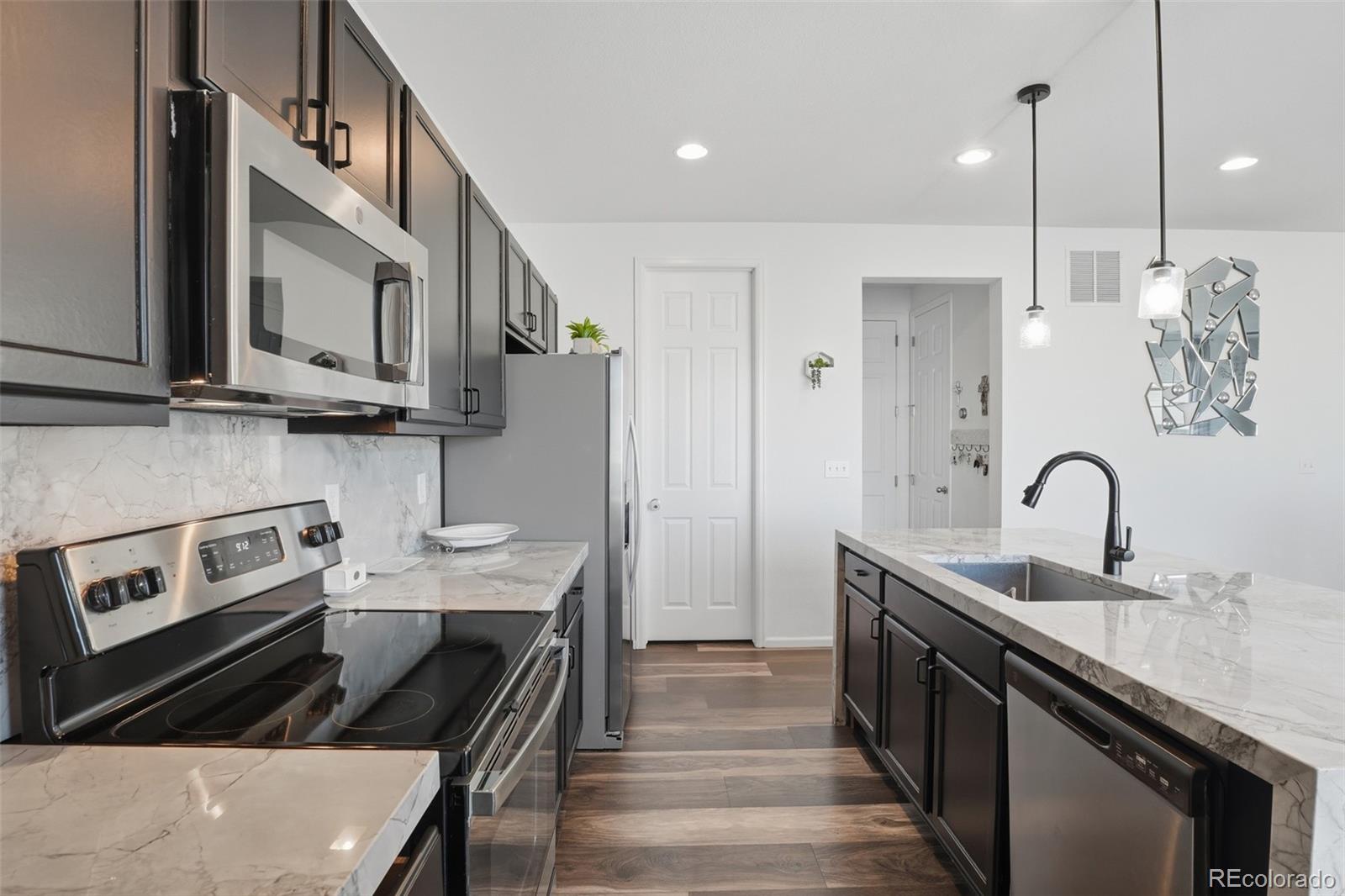 MLS Image #17 for 3963  flat rock street,aurora, Colorado