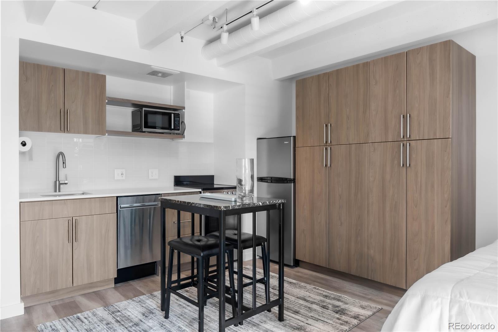 MLS Image #2 for 1495  vrain street,denver, Colorado