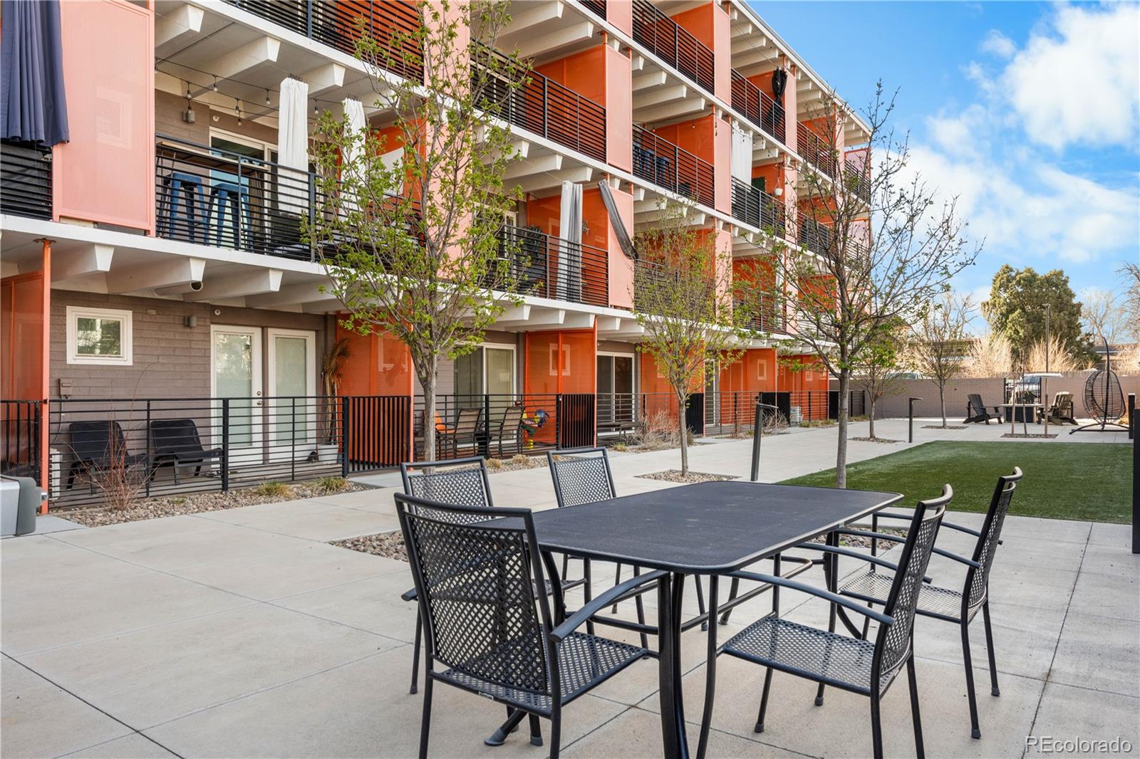 MLS Image #9 for 1495  vrain street,denver, Colorado