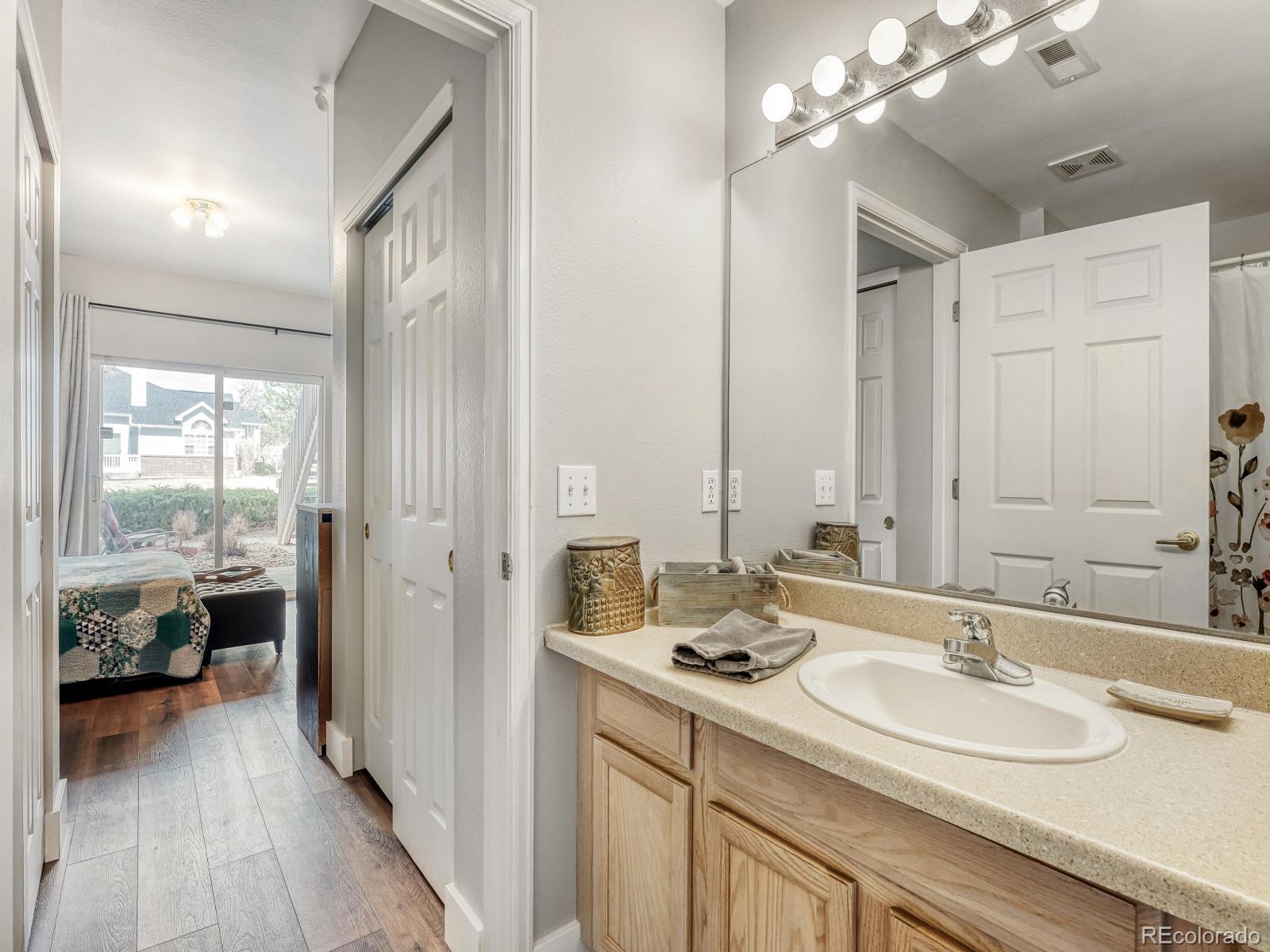 MLS Image #18 for 3216 s walden court l,aurora, Colorado