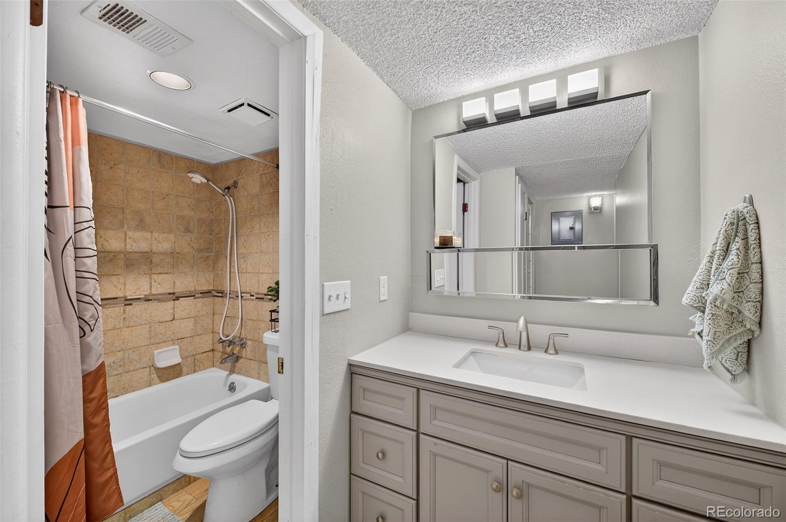 MLS Image #8 for 3141 s tamarac drive 109g,denver, Colorado